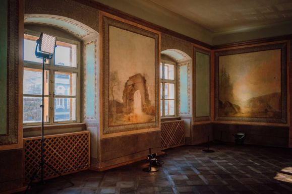 Régi pasztellszínekben ragyog a Teleki Téka Freskós terme