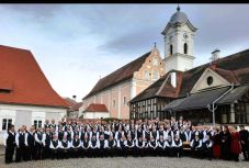 A Száztagú Székely Férfikórus koncertje zárja a Székelyföld Napokat