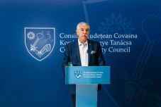 Tamás Sándor évértékelője: nem lett könnyebb, csak másként nehéz