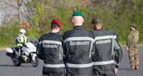 Bizarr eset: tévedésből lelőtt egy katonát a rendőrség 