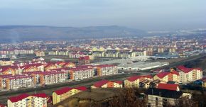 Közigazgatás az abszurditás jegyében: az 52 ezer lakosú falutól az 1372 lakosú városig