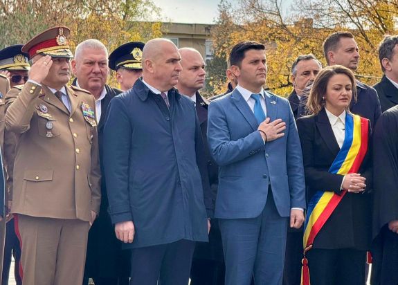 Kifütyülték Ilie Bolojant Nagykárolyban a román hadsereg napja ünnepségén (VIDEÓ)