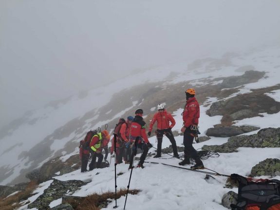 Halálos balesetek a hegyekben: a hegyimentő szerint csak a már ismert ösvényre menj télen