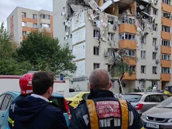 Tömbházrobbanás: Keresik a felelősöket