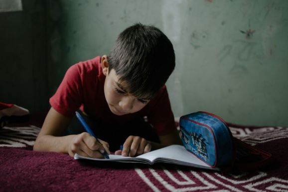 Szüleik nélkül nőnek fel a külföldön dolgozók gyermekei