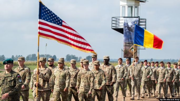 A diplomácia csődje vagy partnercsere?