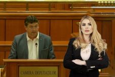 Megbotránkoztatta az AUR-képviselőt Kulcsár-Terza parlamenti felszólalása