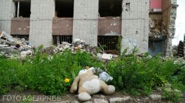 Ukrán gyerekek ezreinek az elhurcolása miatt szankcionáltak orosz személyeket és szervezeteket