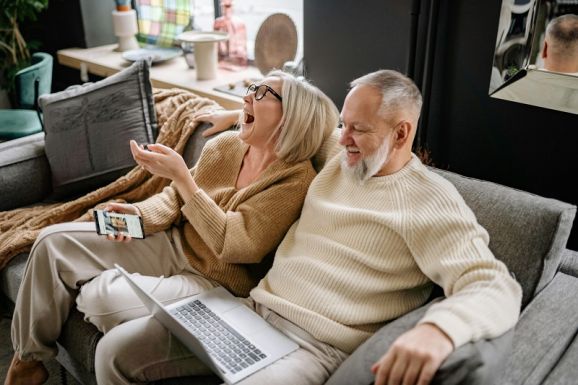 „Lesz pénz nyugdíjakra, ha takarékoskodunk”