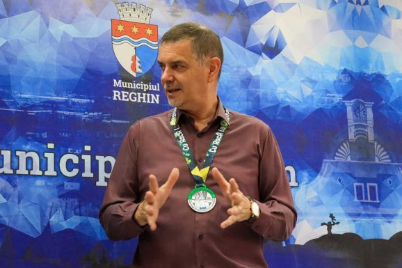 Kiáll Márk Endre mellett a Maros Megyei RMDSZ