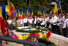 Az alkotmánybíróságon is támad az AUR