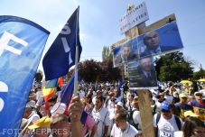 Fogadta az államfő a tanügyi szakszervezetek képviselőit