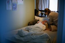 Megugrott a Covid-esetek száma: a gyerekeket érinti leginkább – Erősebb az idei hullám, mint a tavalyi