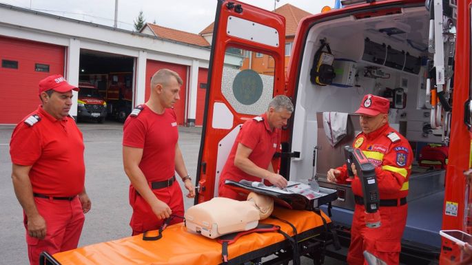 Újgenerációs mentőautót kapott a Hargita megyei tűzoltóság