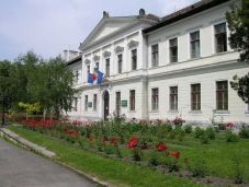 Omlásveszély a székelyudvarhelyi iskolában: online formában zajlik az oktatás