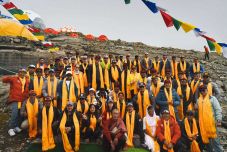 Himalája-expedíció: megáldotta a láma Sántha Xéniáék csapatát