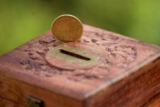 Ellopta a királyhágói kolostor perselypénzét – Őrizetbe vették