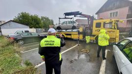 Sepsiszentgyörgyön fizetett parkolóban sem maradhat üzemképtelen autó