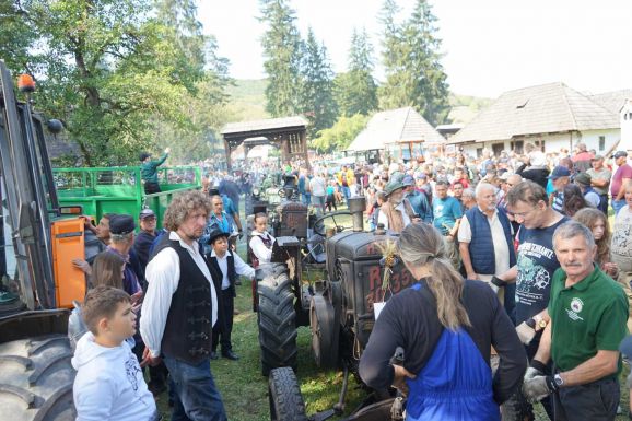 Csernátoni BuRRogtató – Újra felbőgnek a traktorok