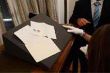 Húsz év után felbontották a Masaryk utolsó szavait tartalmazó borítékot – A magyarokról is van szó benne