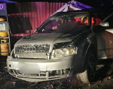 Villanyoszlopnak csapódott az autó: a helyszínen életét vesztette egy fiatalember