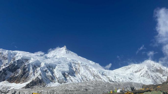 Himalája-expedíció: elérte a 8163 méter magas Manaszlu csúcsát a csíkszeredai Sántha Xénia (VIDEÓ)