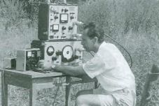 Elhunyt Székely Tamás, a MÁV-szignál szerzője