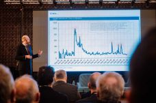 Jegybanki szakértő a Maszolnak: a következő 9-12 hónap meghatározó lesz