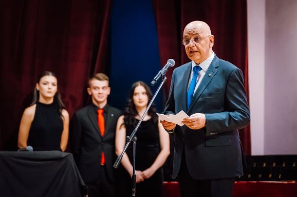 Raed Arafat: egy ötletet rendszerré alakítottunk
