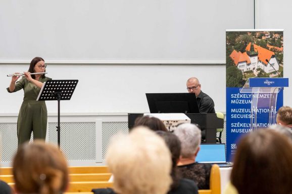 Sepsiszentgyörgy Bartók nyomában: koncertek, zenetörténeti séták és biciklis felvonulás