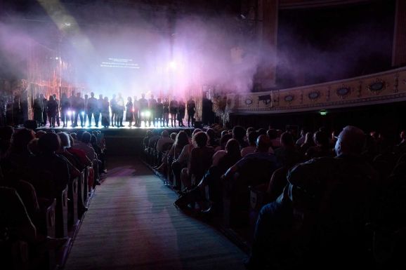 Bizonytalanság, tervek és remények: Indul a 233. évad a Kolozsvári Állami Magyar Színházban