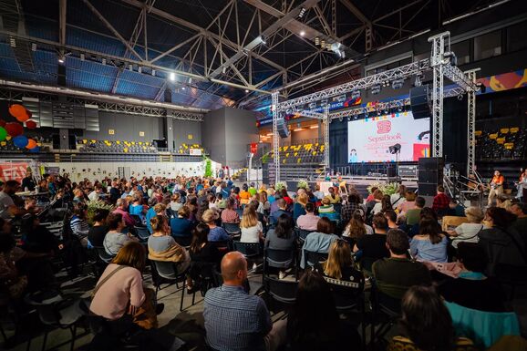 Könyvek, képregények, koncertek: színes programkínálat az 5. Sepsi Bookon