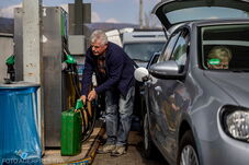 Súlyos figyelmeztetés az olajválságról: sok ország hamarosan energiaracionalizálást vezethet be