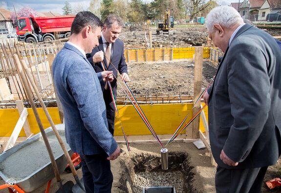 Szilágynagyfalu: bölcsőde épül, templomot és kastélyt újítanak