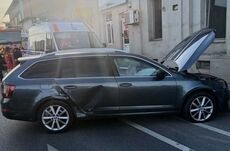 Egy nő és két kislány sérült meg a balesetben – Az egyik sofőr feltételezhetően drog hatása alatt állt