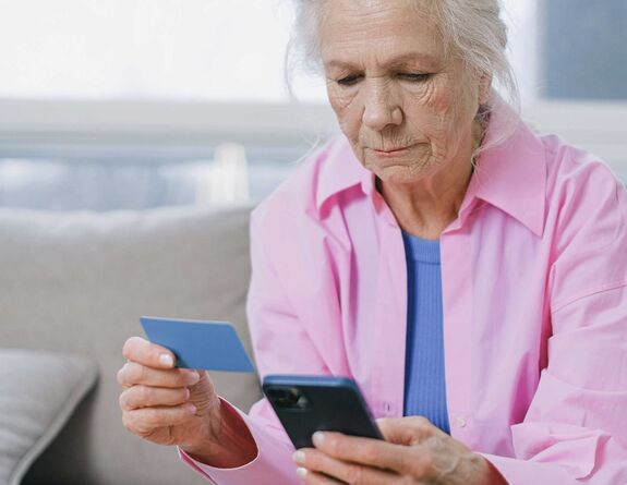 Hamarabb kapják meg járandóságukat a nyugdíjasok