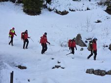 Lavinák ejtettek csapdába egy turistát a Bucsecs-hegységben
