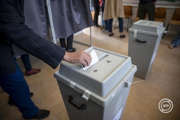 A magyar szavazópolgárok több mint fele már kora délutánra leadta voksát