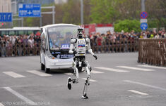 Megnyerte egy robot a félmaratont