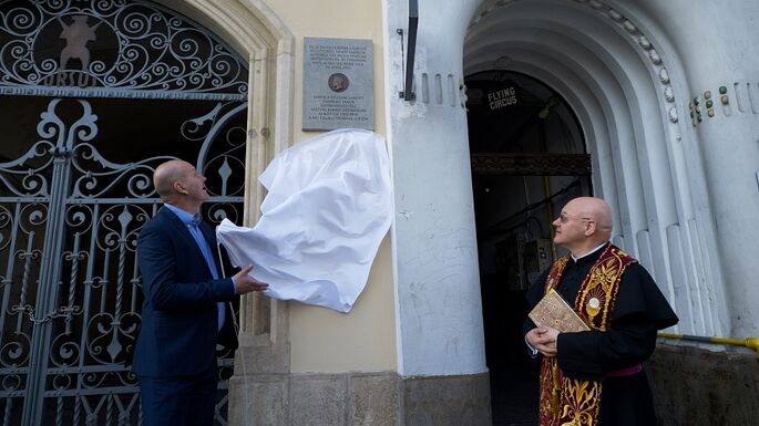 Emléktáblát avattak Fadrusz János szobrászművész tiszteletére Kolozsváron