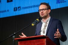 Az USR kitart Bolojan mellett