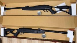 Riasztás a kolozsvári repülőtéren: újra fegyvereket találtak egy csomagban