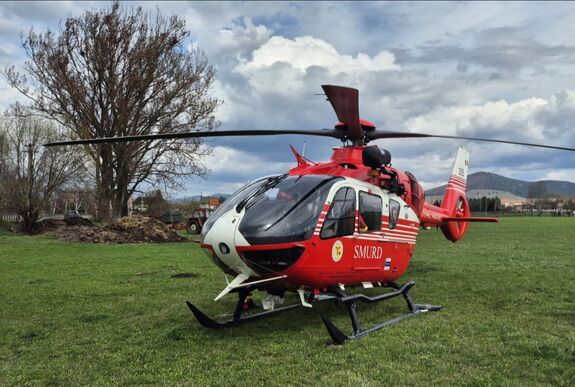 Áramütést szenvedett egy tízéves gyermek – mentőhelikopterrel szállítják kórházba