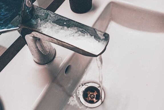 Szennyezett lehet az ivóvíz Kézdivásárhely egyik utcájában