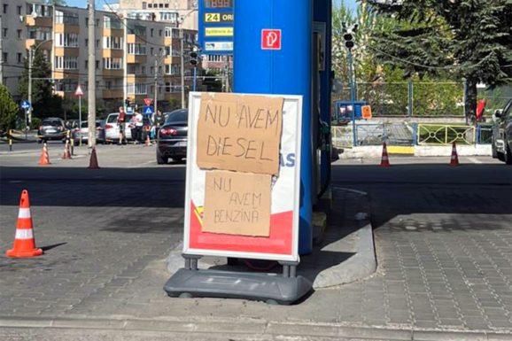 Elfogyott az üzemanyag a Petrom számos kútjánál