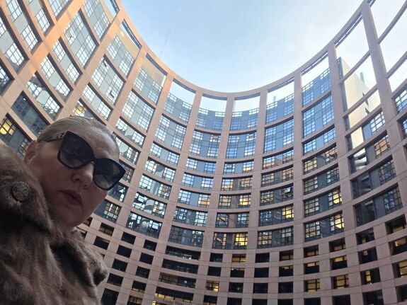 Mentelmi jog nélkül maradt Șoșoacă, folytatódhat ellene a büntetőeljárás