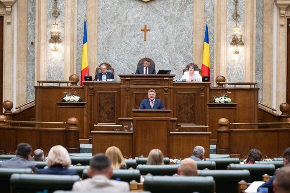 Kormányra lépnének a bukaresti parlament szuverenistái
