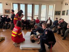 Több száz rendvédelmi dolgozó tanult elsősegélyt Hargita megyében az elmúlt időszakban