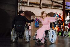 A tánc mindenkié: legkisebbektől a szeniorokig ünnepelték a tánc világnapját Marosvásárhelyen (GALÉRIA)