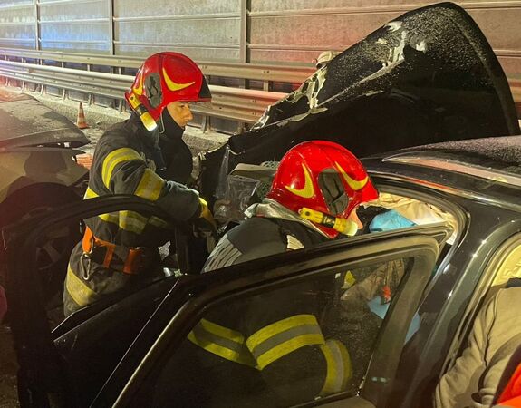 Súlyos baleset: három személy került kórházba